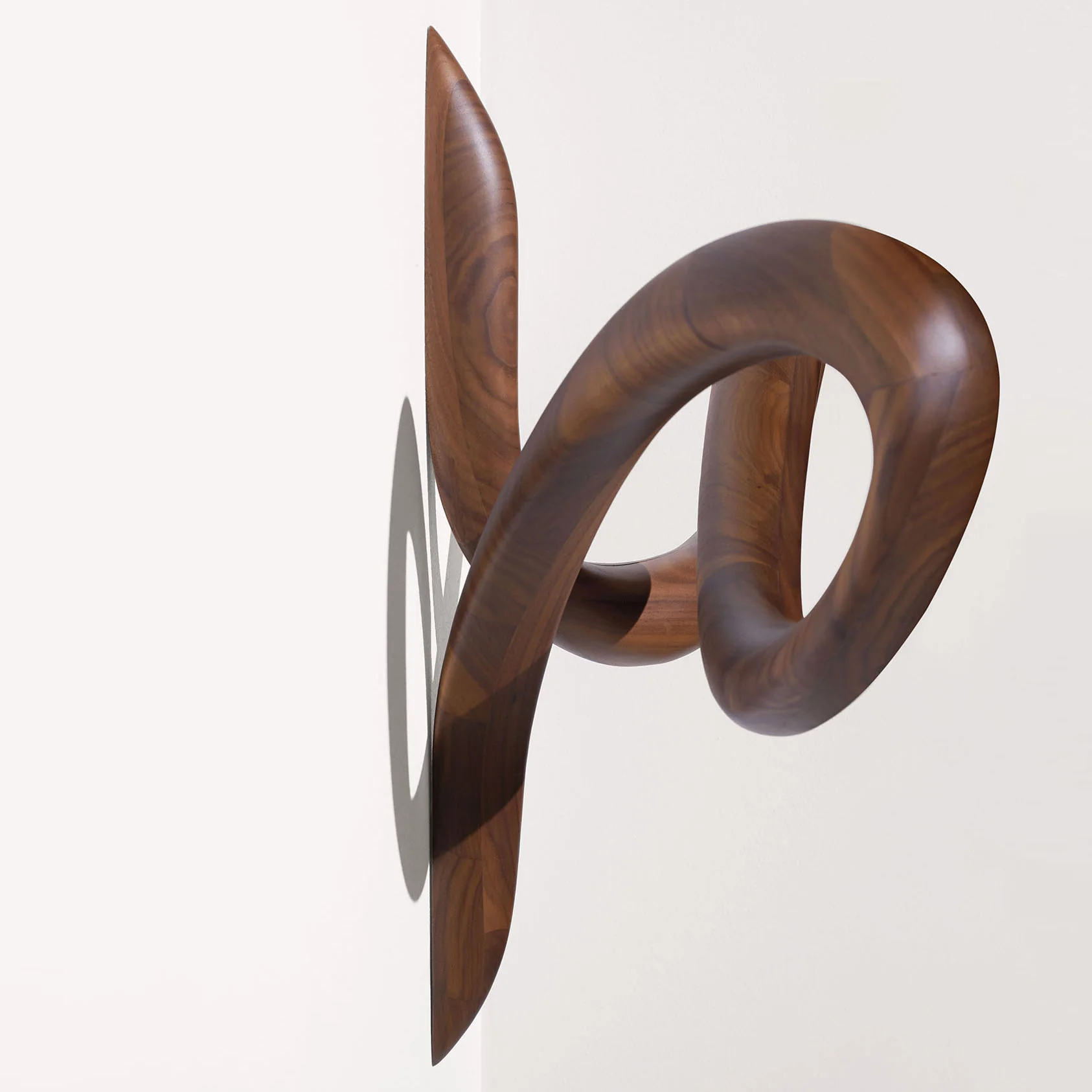 Vertigo Coat Hanger - Image 5