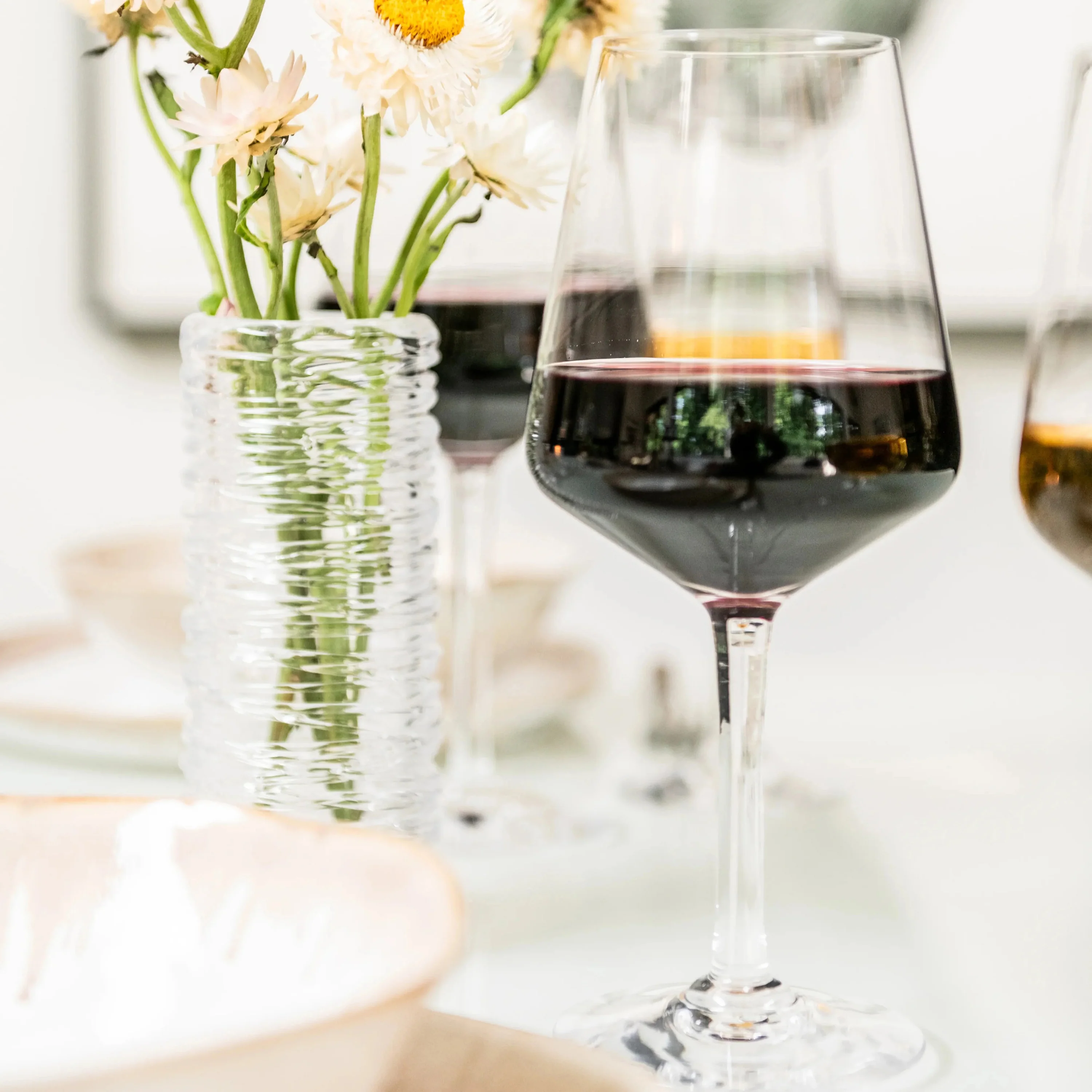 Vintner Red Wine Glass (Set of 2) - Image 6