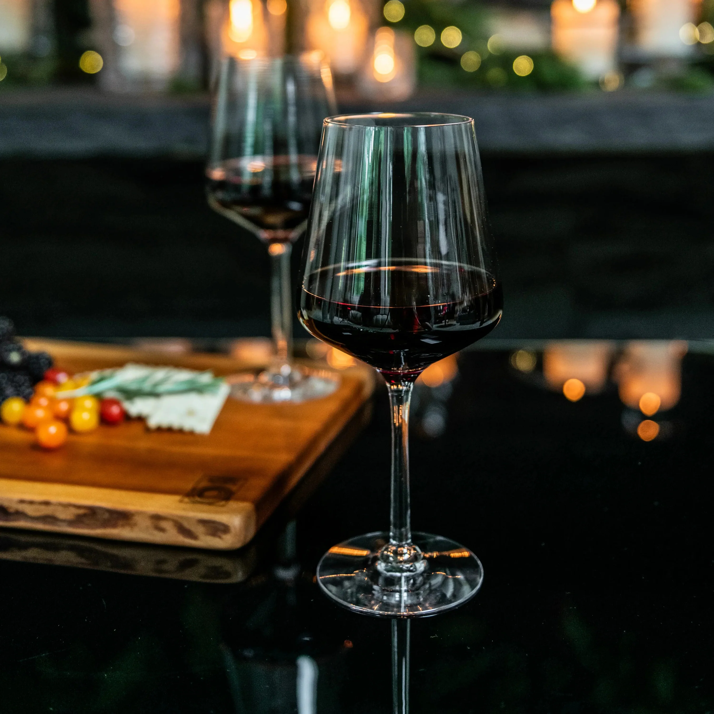 Vintner Red Wine Glass (Set of 2) - Image 8
