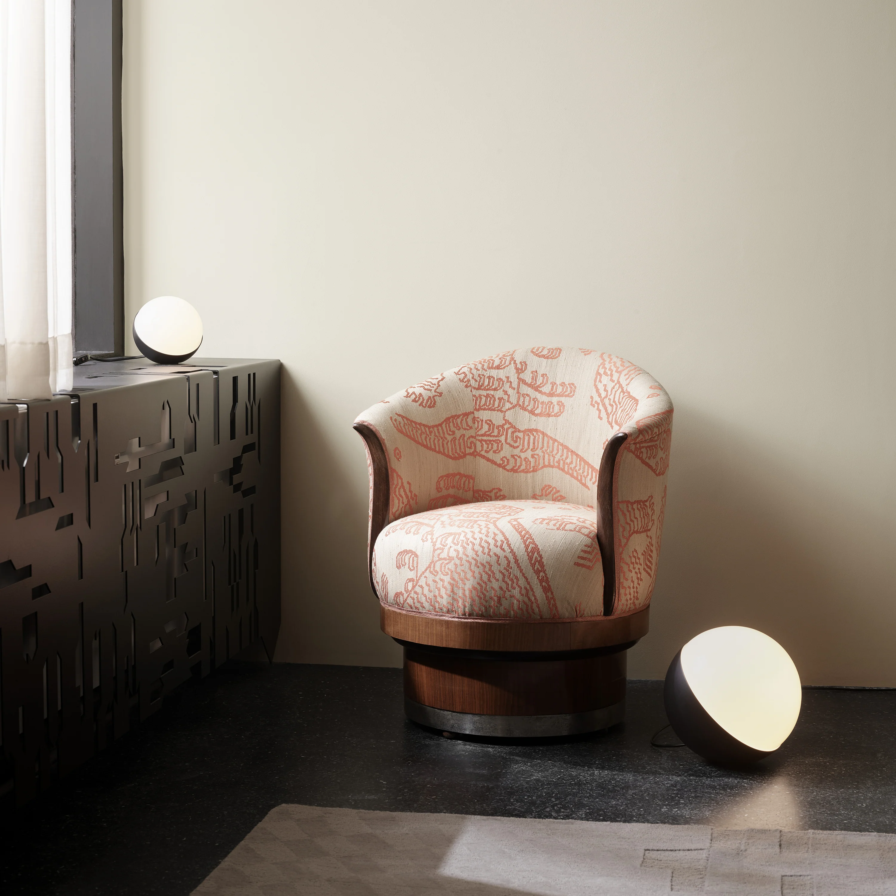 VL Studio Table/Floor Lamp - Image 13