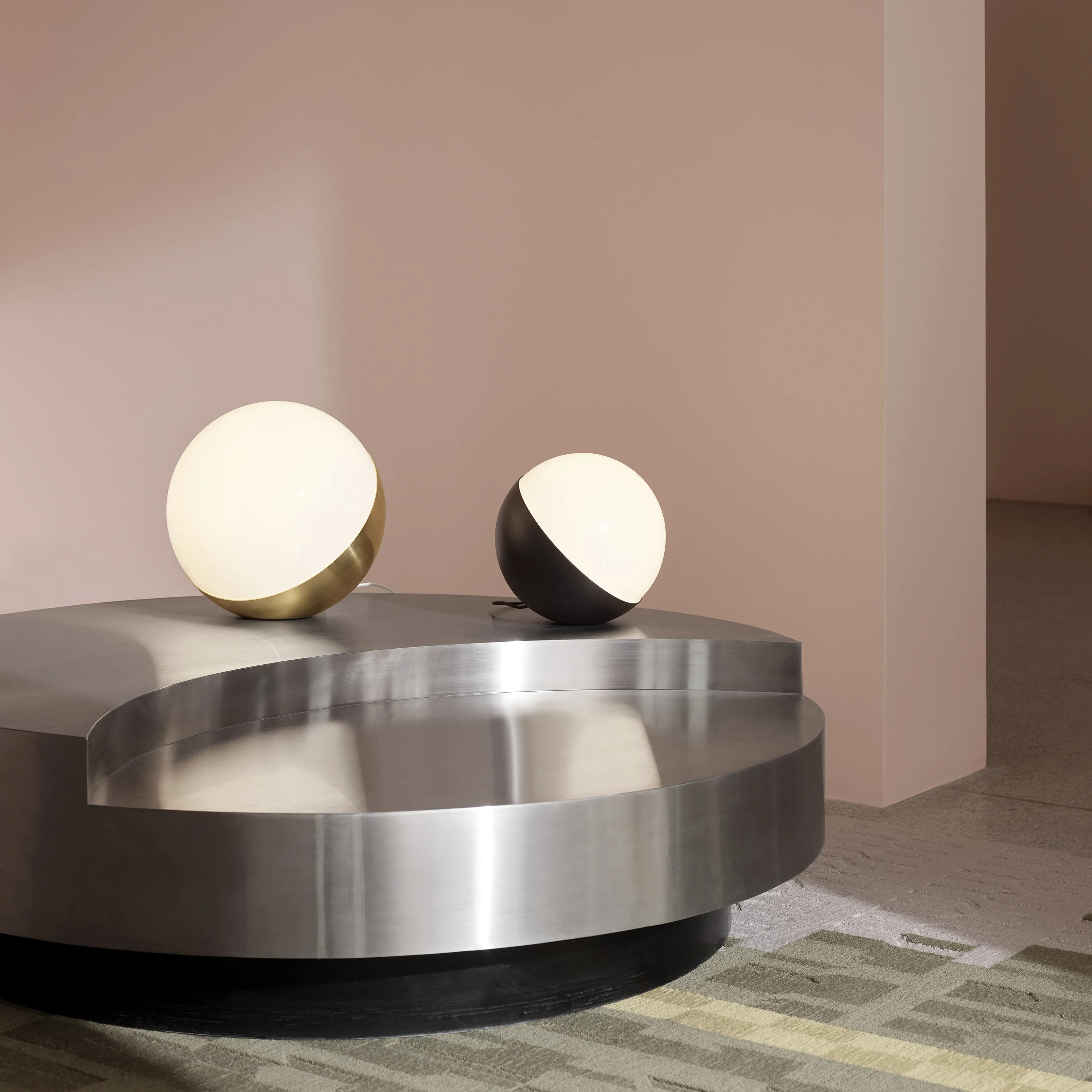 VL Studio Table/Floor Lamp - Image 14