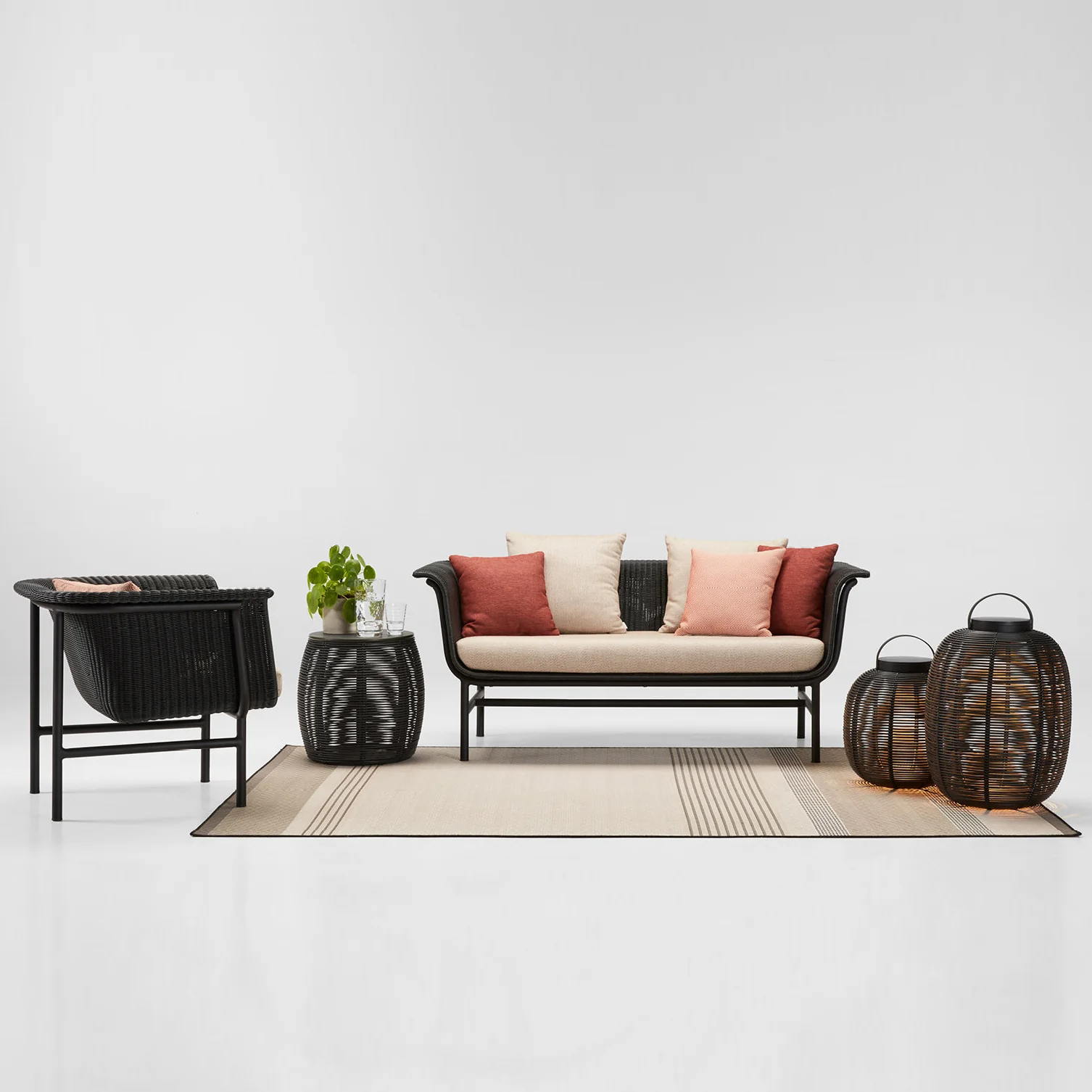 Wicked Outdoor Lounge Chair - Image 8