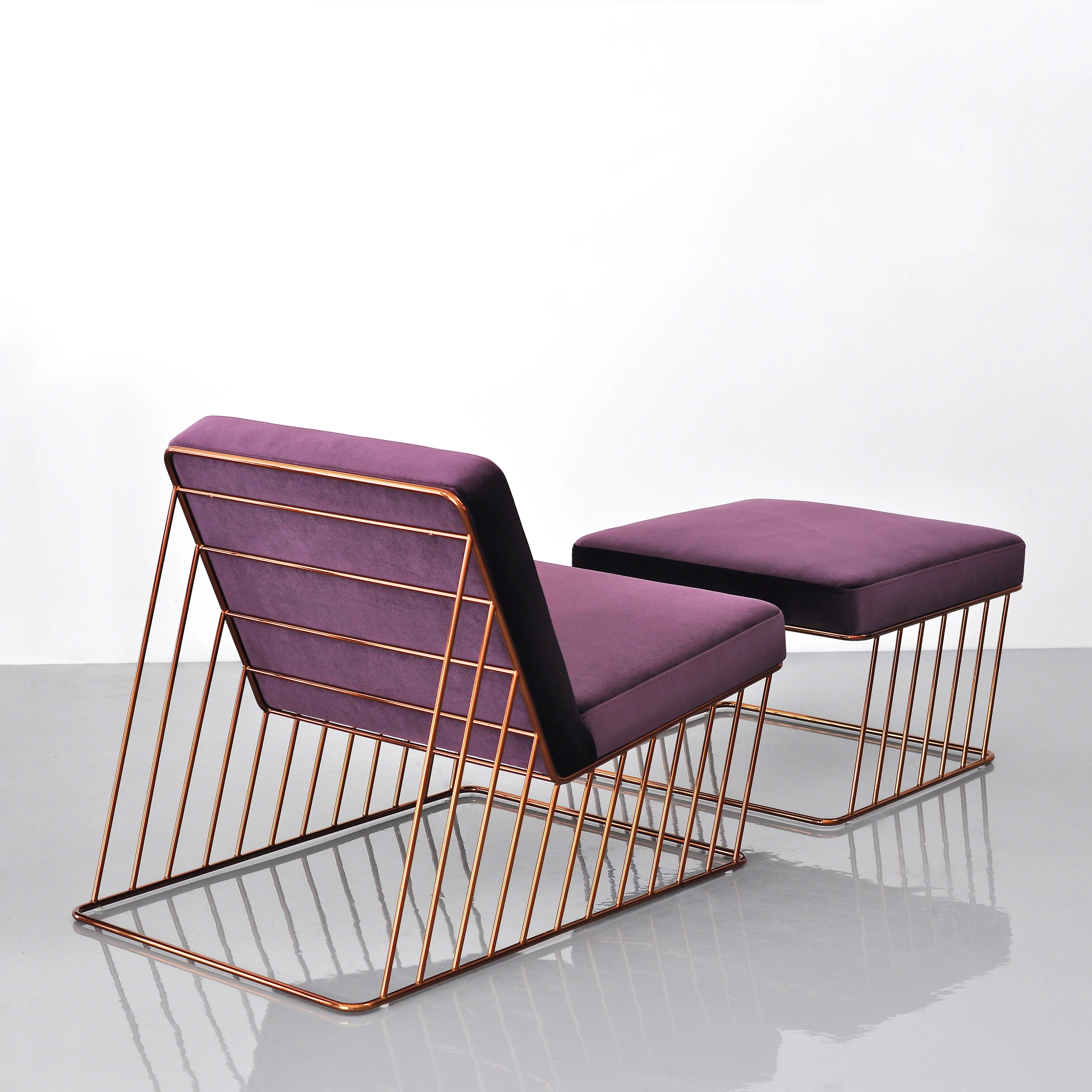 Wired Italic Lounge Chair - Image 16