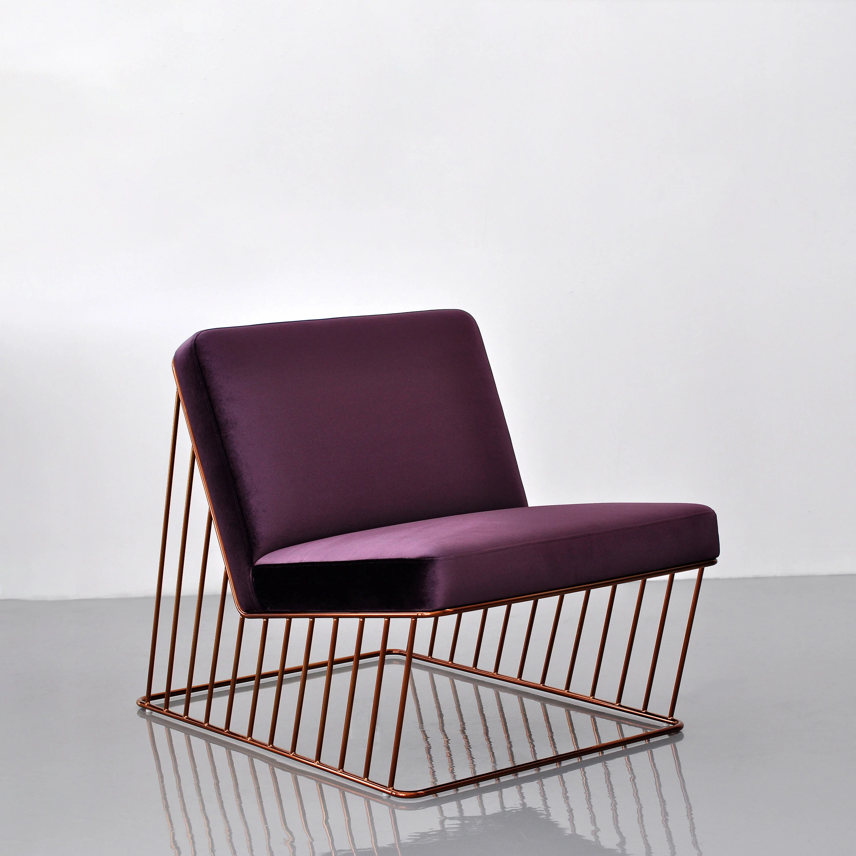 Wired Italic Lounge Chair - Image 9