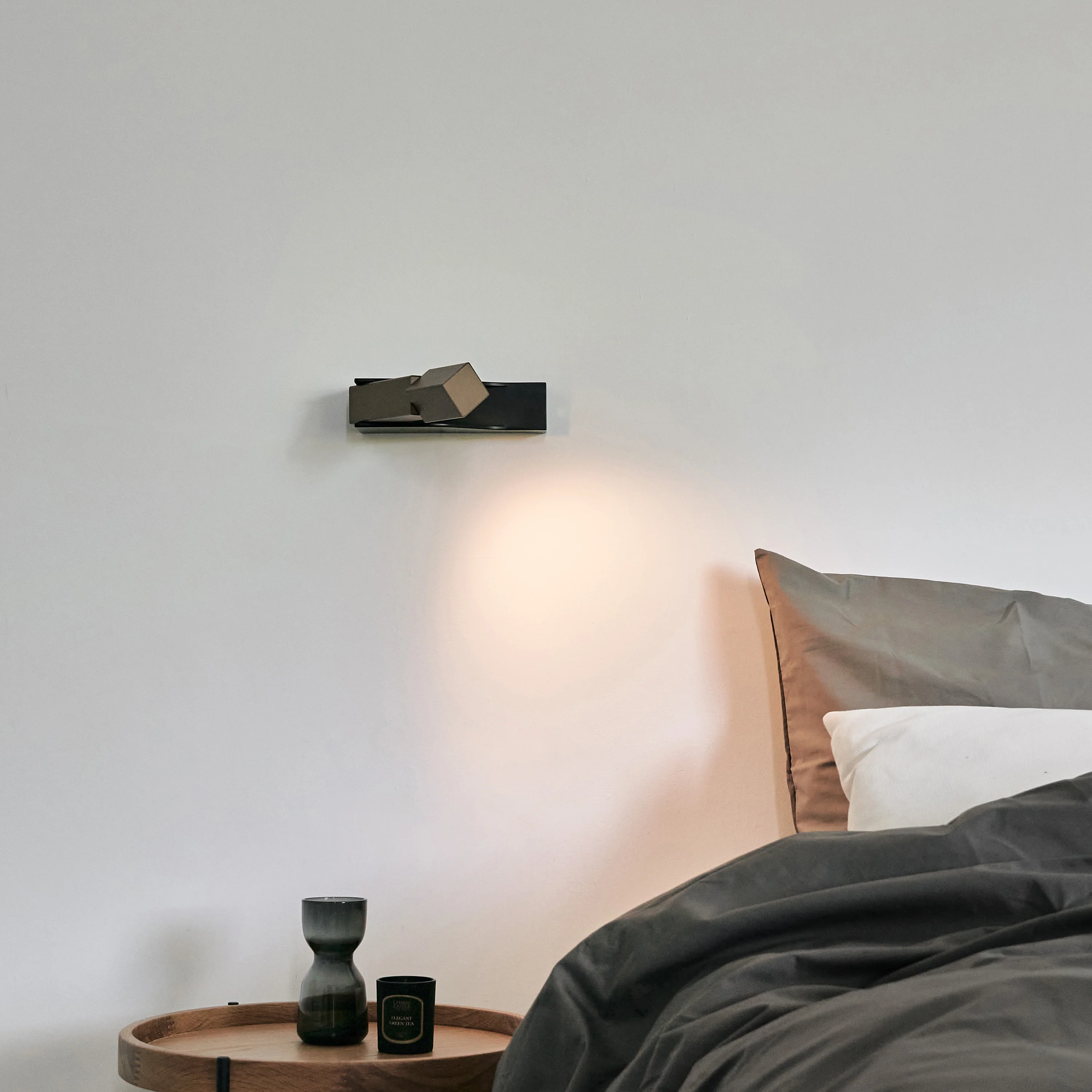 WU Wall Sconce - Image 10