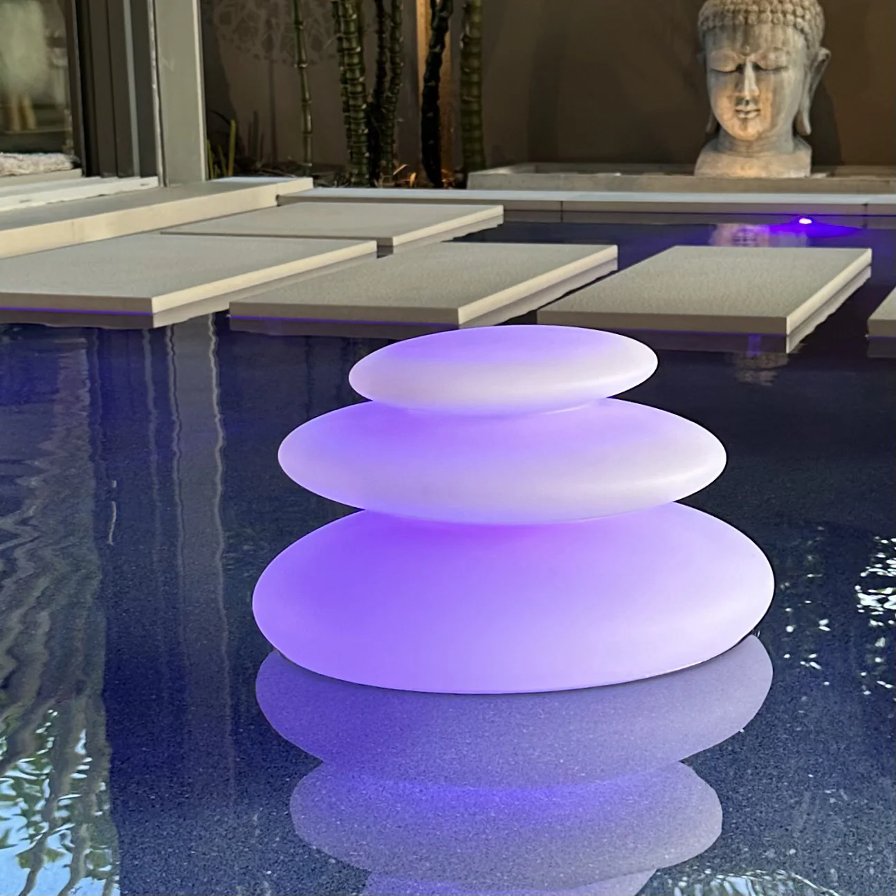 Zen Outdoor Bluetooth LED Table Lamp - Image 4