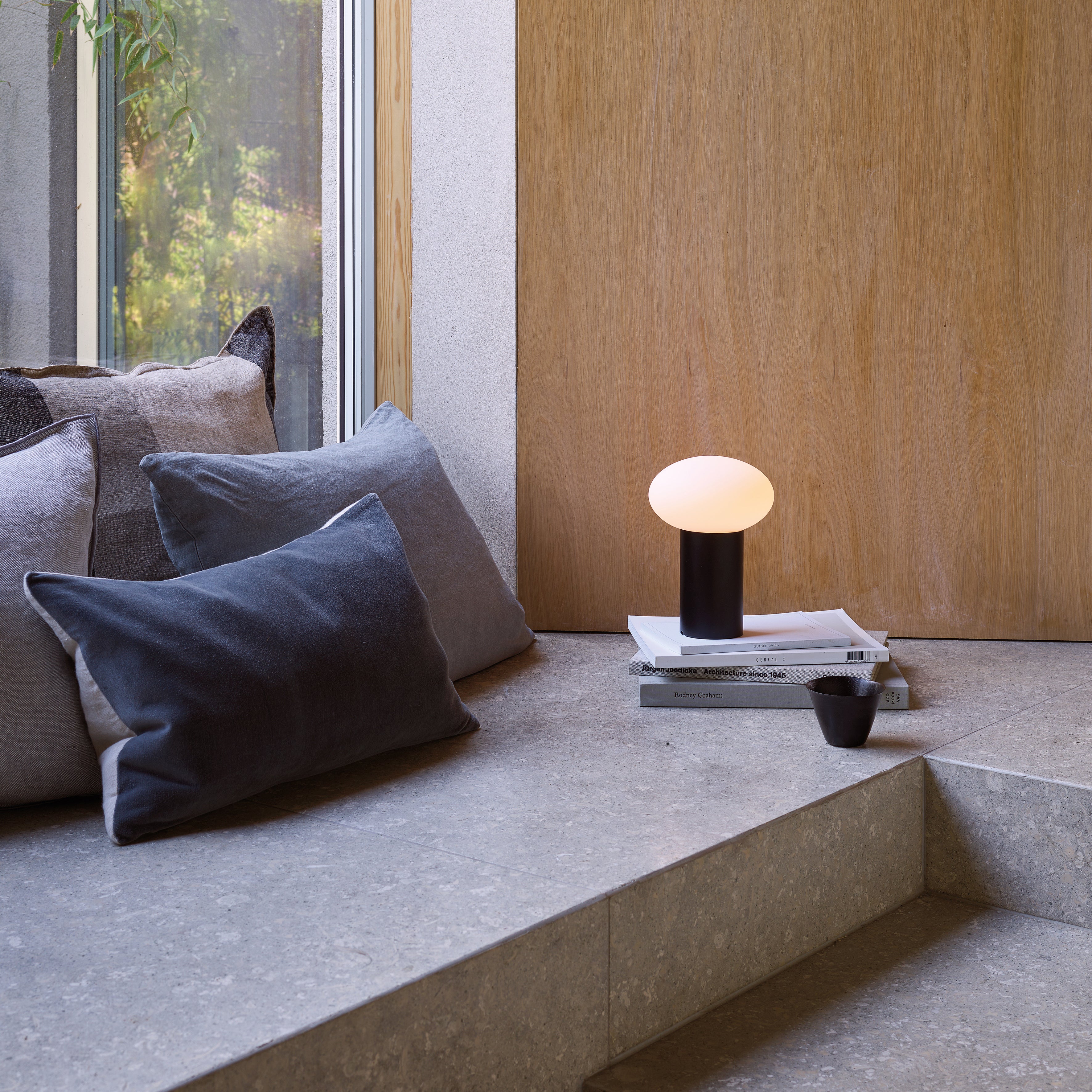 Zeppo Portable Table Lamp - Image 8